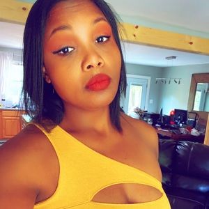 Meet your Posher, Brittany